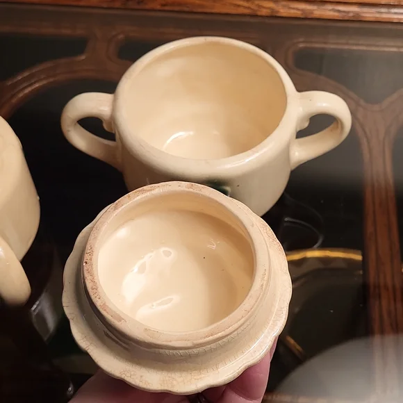 Vintage McCoy Brushed Creamer and Sugar Bowl - Picture 7 of 9